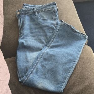 Old Navy Mid-Rise Boot Cut Jeans